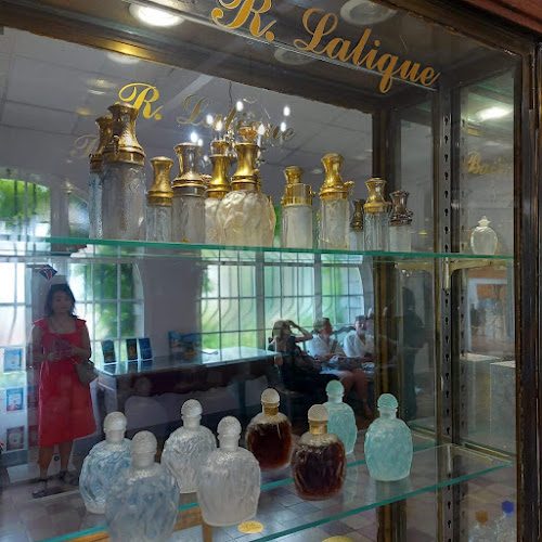 Parfumerie Molinard - Bastide historique & Musée - Atelier de création de parfum - Grasse