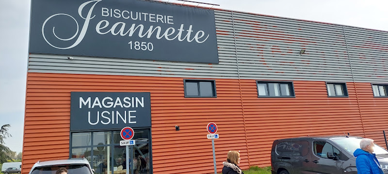Biscuiterie Jeannette 1850 — Visite de fabrique gourmande & spécialités du terroir — Colombelles