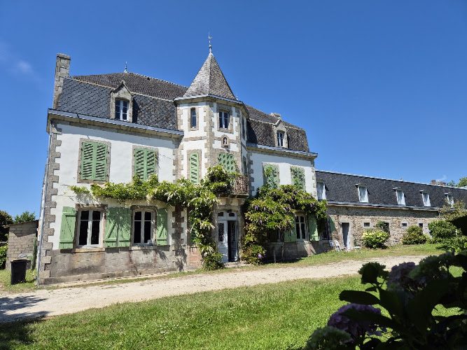 Manoir de Squividan – atelier d’artistes, exposition et parc à Clohars-Fouesnant — Musées d'art — Clohars-Fouesnant
