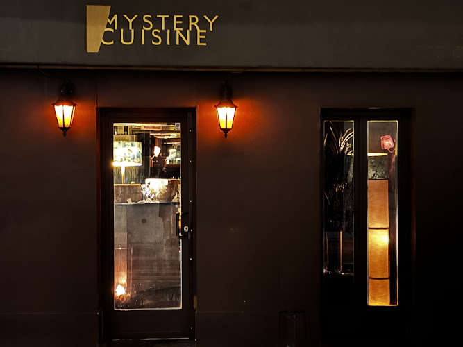 Mystery Cuisine — Restaurants insolites — Paris