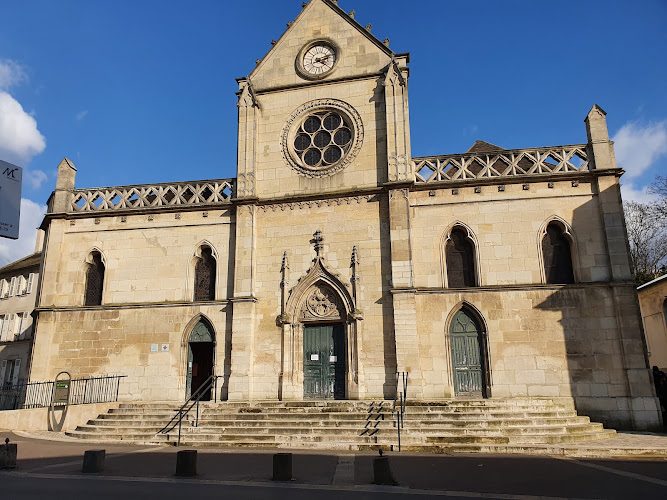 Eglise Saint Pierre Saint Paul — Patrimoine — Montreuil