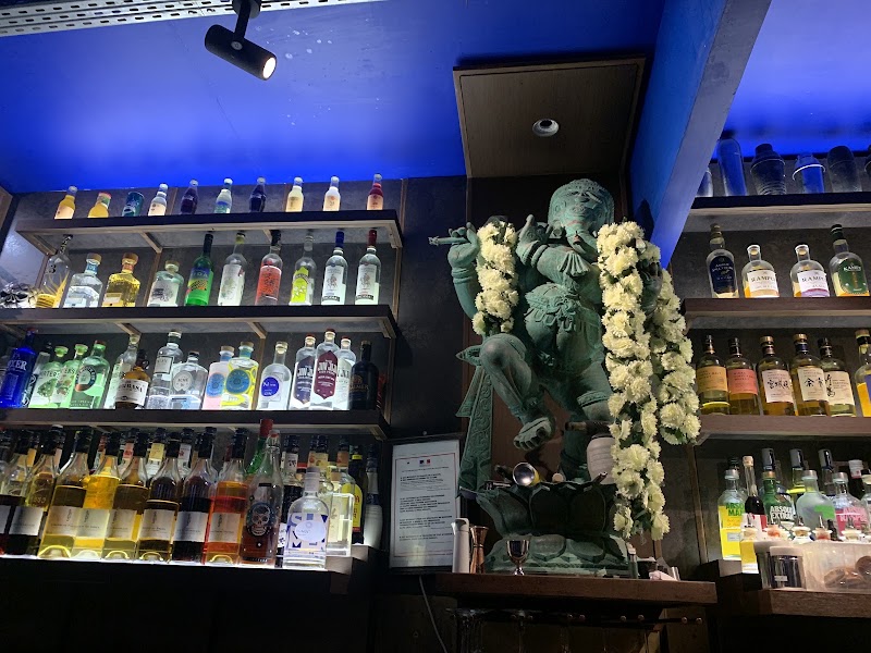 BaraNaan Street Food & Cocktail Bar — Bars cachés ou "speakeasy" — Paris
