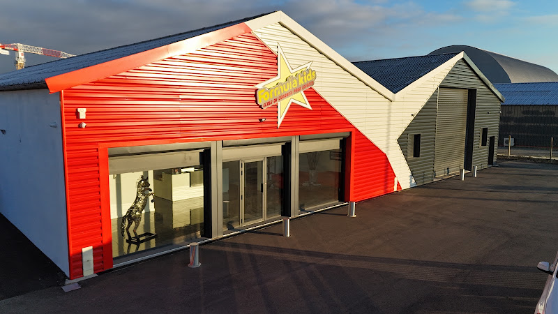 Formula Kids - École de pilotage enfants Pau et école de conduite enfants Arnos Berdery Pyrénées Béarn (64) — Stage de pilotage enfant — Lescar