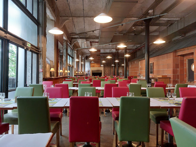 Le Lieu Unique Restaurant — Restaurants insolites — Nantes