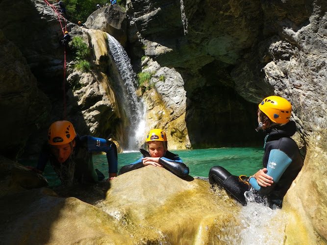 Canyon06 : guide de canyoning à Nice et Alpes Maritimes (06) - Canyon sec & descente en rappel - Nice