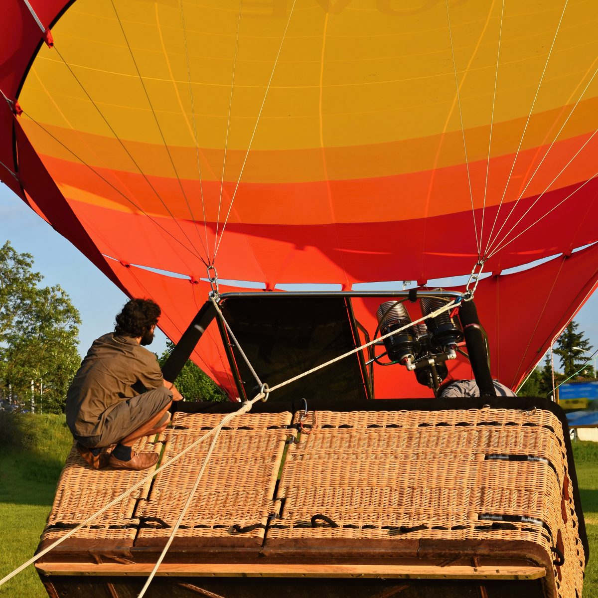 Parachutisme Laval – Saut en parachute - Sauts en Tandem & Formations — Saut en Parachute - Tandem — Laval