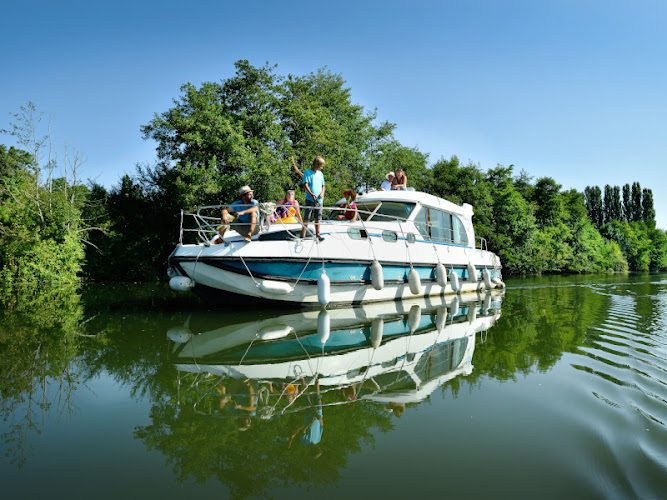 ANJOU NAVIGATION — Location de bateaux sans permis — Grez-Neuville