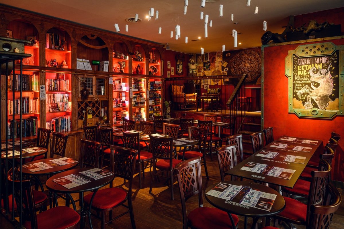 Dernier Bar avant la Fin du Monde - bar geek et ludothèque à Paris — Bars à jeux de société — Paris