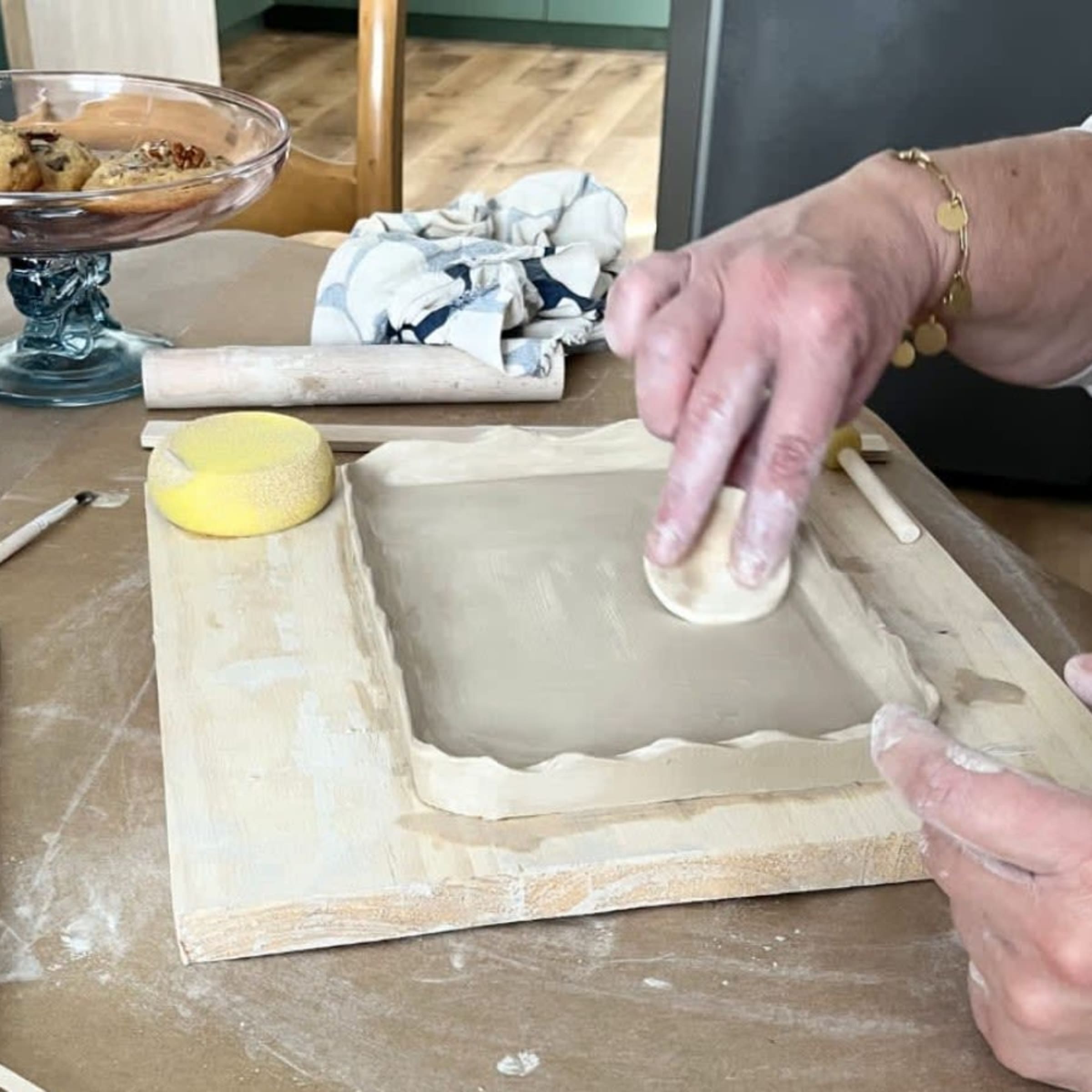 Atelier modelage et peinture sur céramique à Clarensac