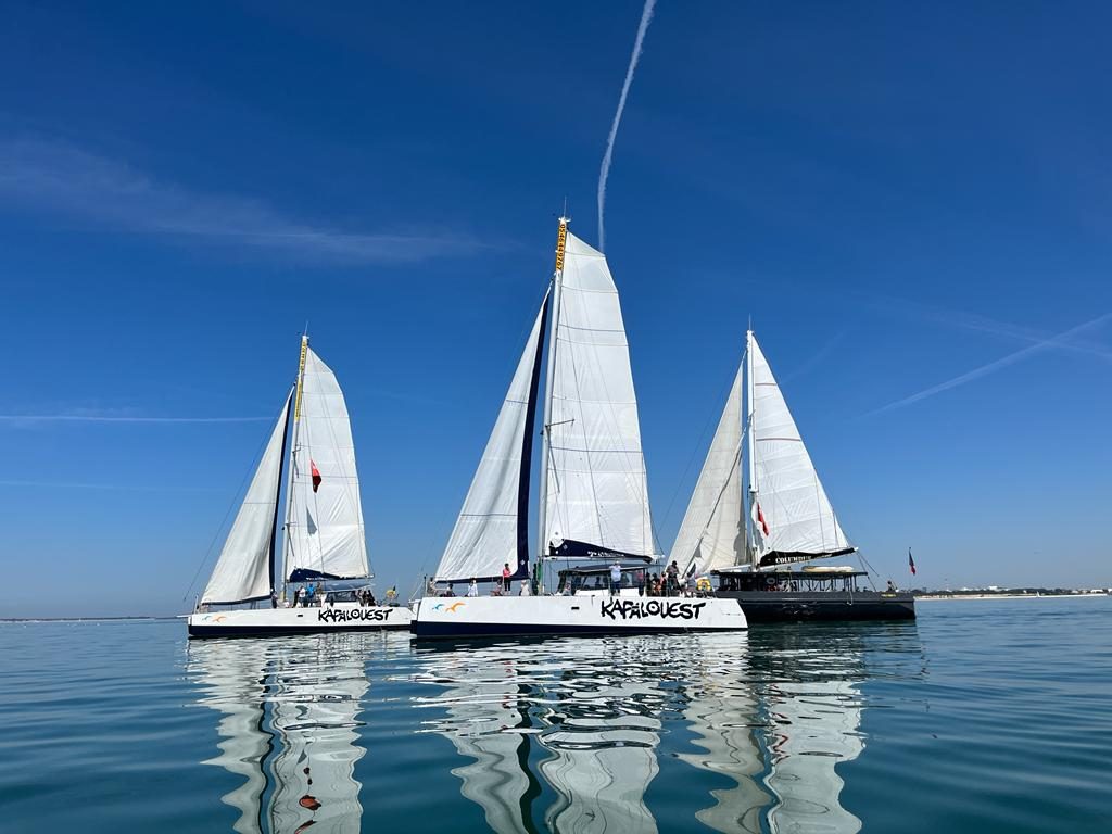 KAPALOUEST - Balades à la voile en catamaran — Dîner-croisière & croisière gourmande — La Rochelle