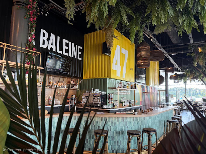 La Baleine bar - restaurant - event — Restaurants insolites — Lorient