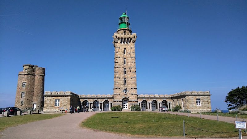 Phare du Cap Fréhel — Patrimoine — Plévenon