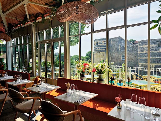L’Arche – Rooftop & Restaurant — Bars sur les toits avec vue panoramique — Angers
