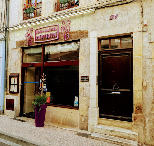 Jean-Michel Couron – restaurant voûté du XIVe siècle à Nevers — Nevers