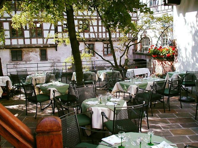 Maison des Tanneurs — Restaurants historiques & lieux patrimoniaux — Strasbourg