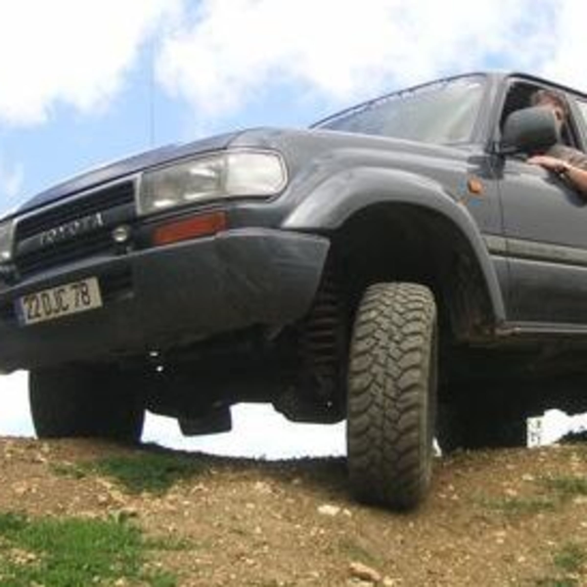 Stage initiation au pilotage en 4X4 dans le Vexin