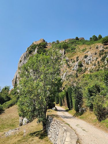 GR107 - Chemin des Bonshommes, 224 km de Foix à Berga sur les traces des Cathares — Montgailhard