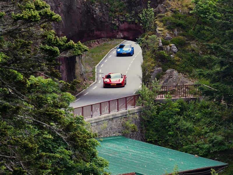 Balade en GT au col de la Charbonnière — Balade en voiture de sport sur route — Breitenbach