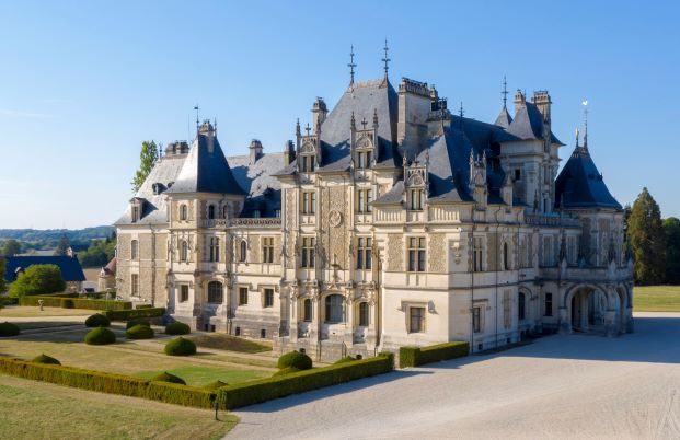 Château de Menetou-Salon — Visiter un château — Menetou-Salon