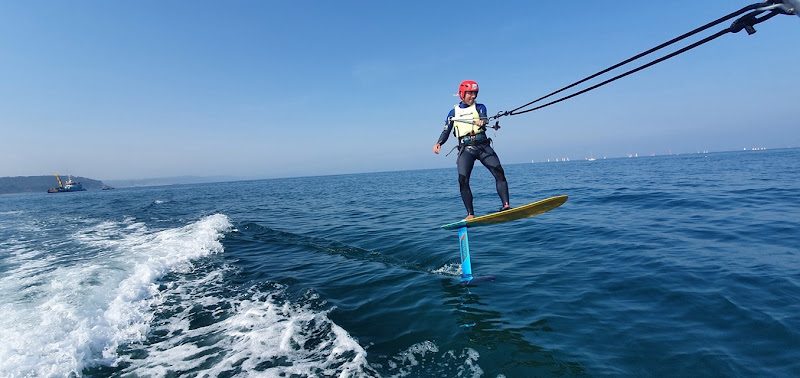 KiteCenter 22 Ecole de Kitesurf à Erquy - Côtes d'Armor - Bretagne — Planche à voile, Wingfoil & Windsurf — Erquy
