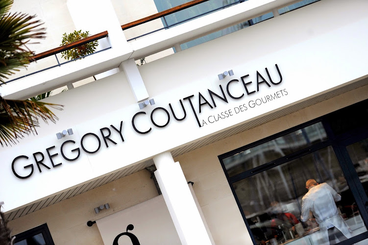 Cours de cuisine à La Classe des Gourmets avec Grégory Coutanceau — La Rochelle