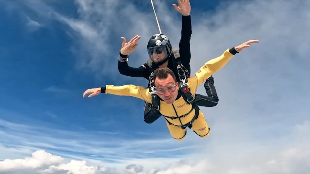 Centre de parachutisme Skydive Spa — Saut en Parachute - Tandem — Spa