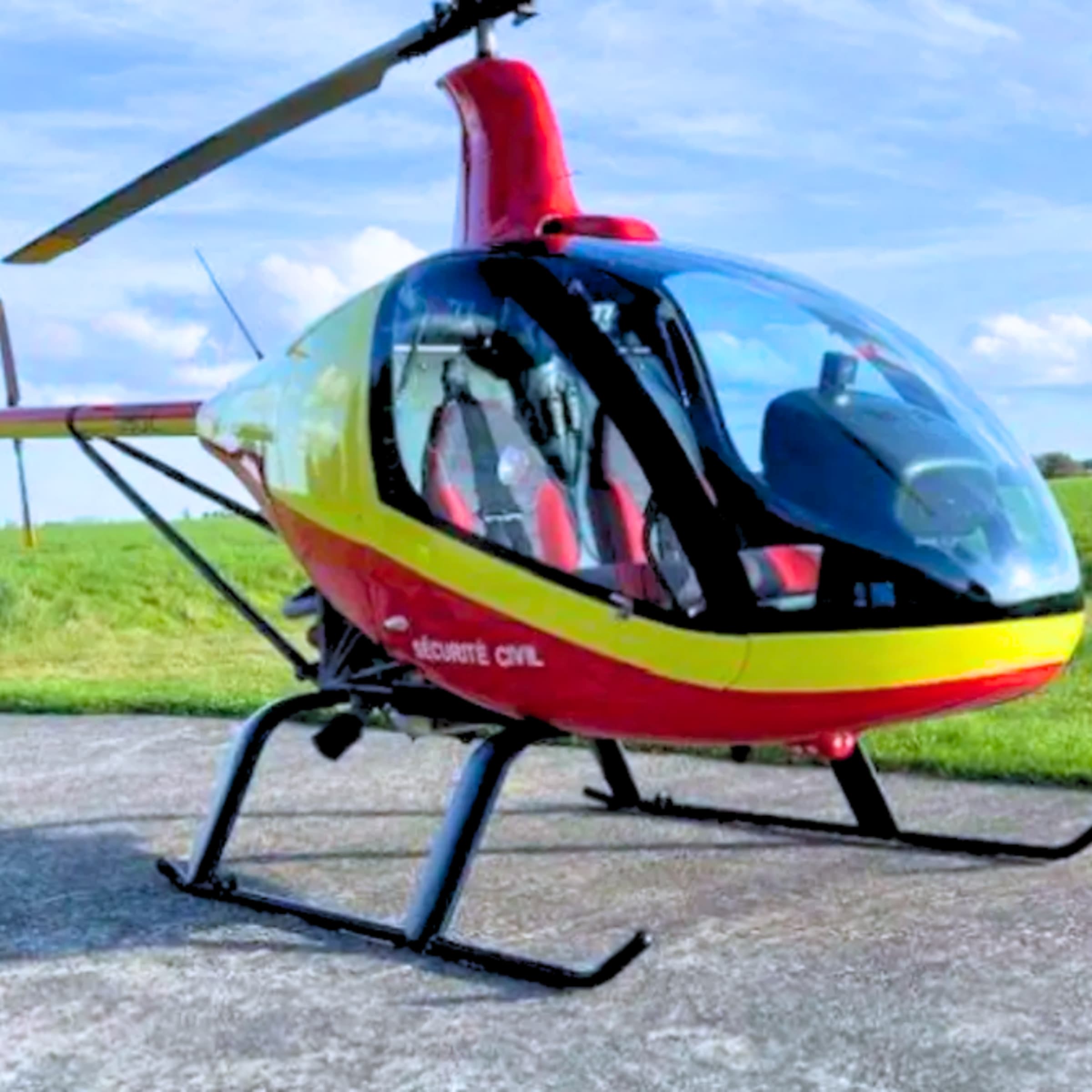 Initiation au pilotage en hélicoptère ULM à Cambrai