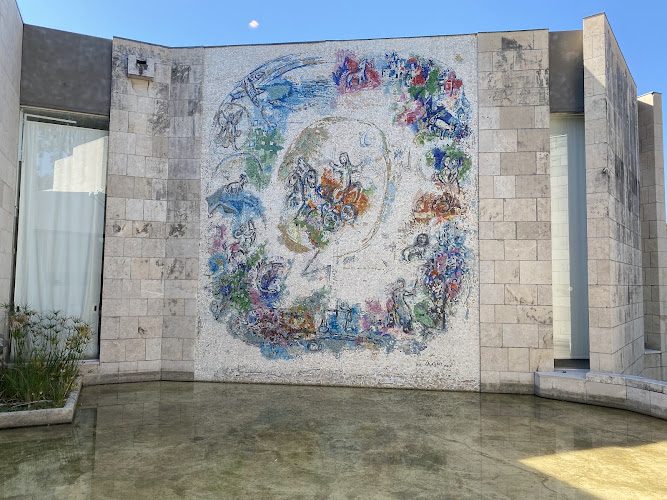 Sur les pas de Marc Chagall à Nice - 8 totems de la gare Thiers au musée — Balades sur les pas des peintres — Nice