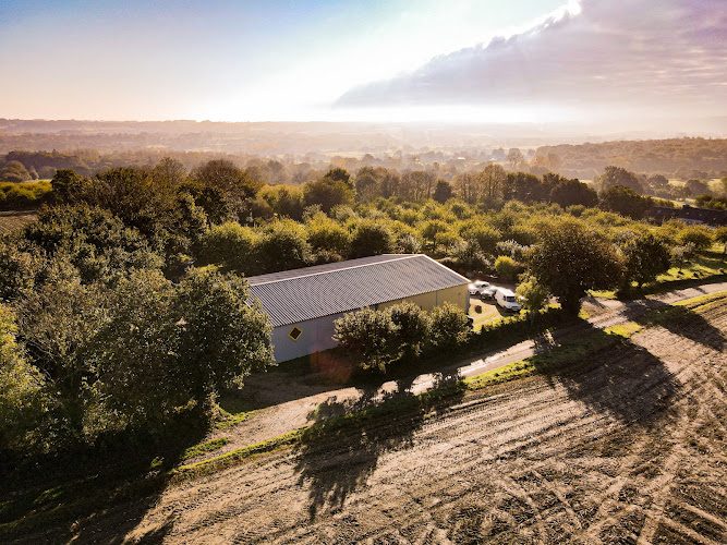 Cidrerie de Cozmezou - cidre breton — Visite de cidrerie & dégustation de cidre — Plouégat-Guérand