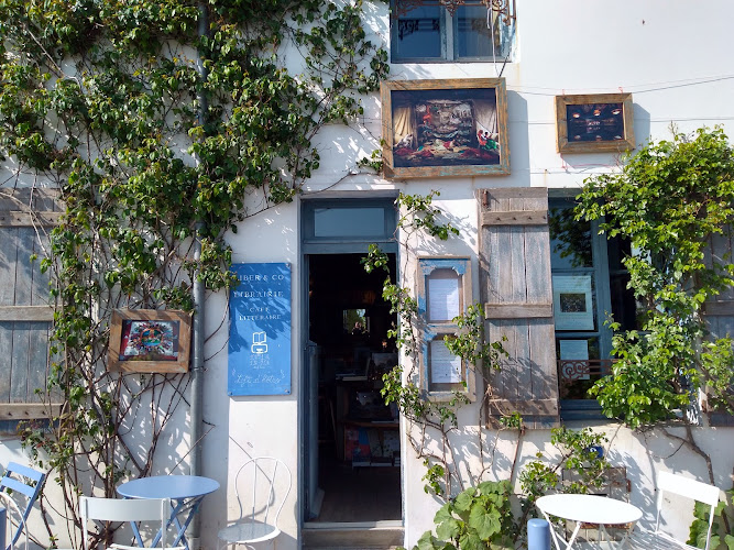 Liber & Co Livre & Compagnie — Le Palais
