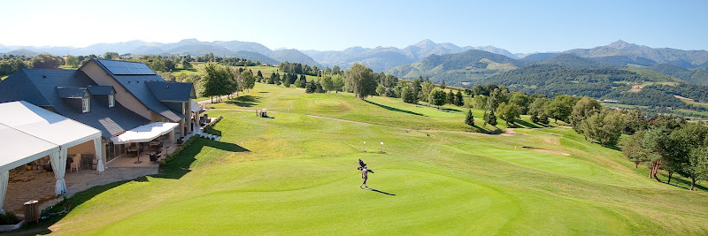 Domaine du Golf Country Club de Bigorre — Parcours de Golf — Pouzac