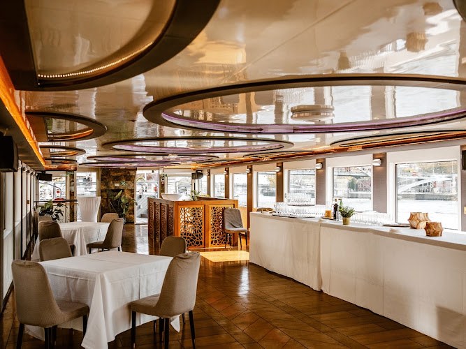 Eiffel Croisières - Péniche Ivoire