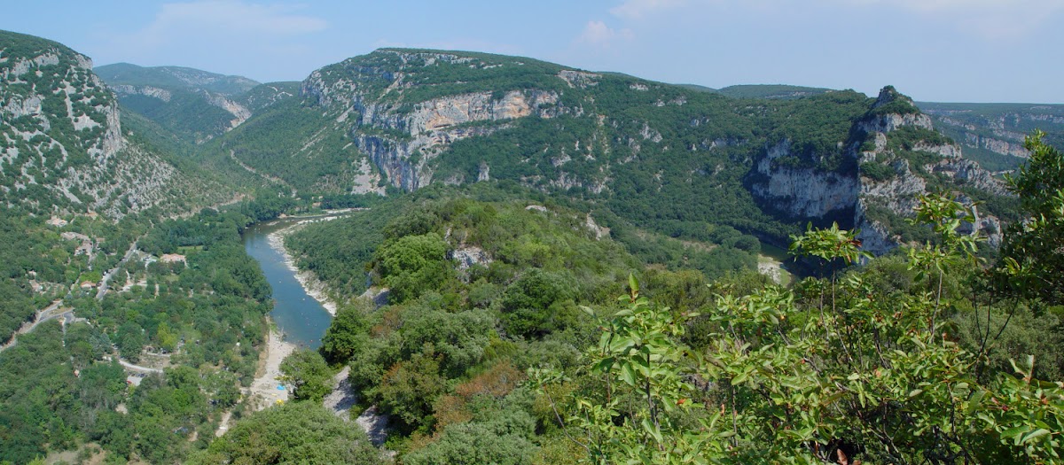 Loulou Bateaux — Canoë - Kayak — Vallon-Pont-d'Arc