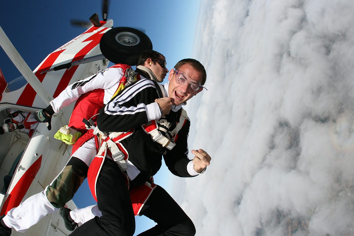 Reflex Parachutisme — Saut en Parachute - Tandem — Tallard