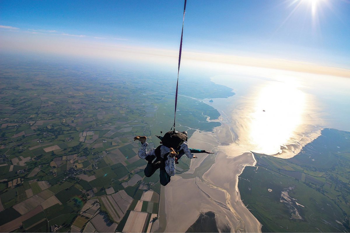 Abeille Parachutisme - Le Val St Père (Mont-Saint-Michel)