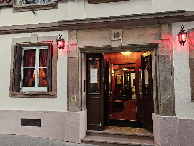 Madame C - Hôtel particulier | Bar à cocktails | Restaurant — Bar insolite — Strasbourg