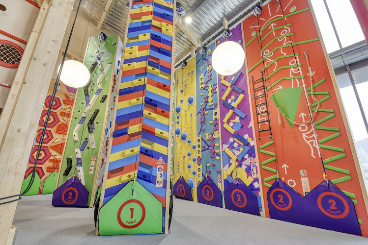 HAPIK Salle d'escalade et accrobranche Nanterre
