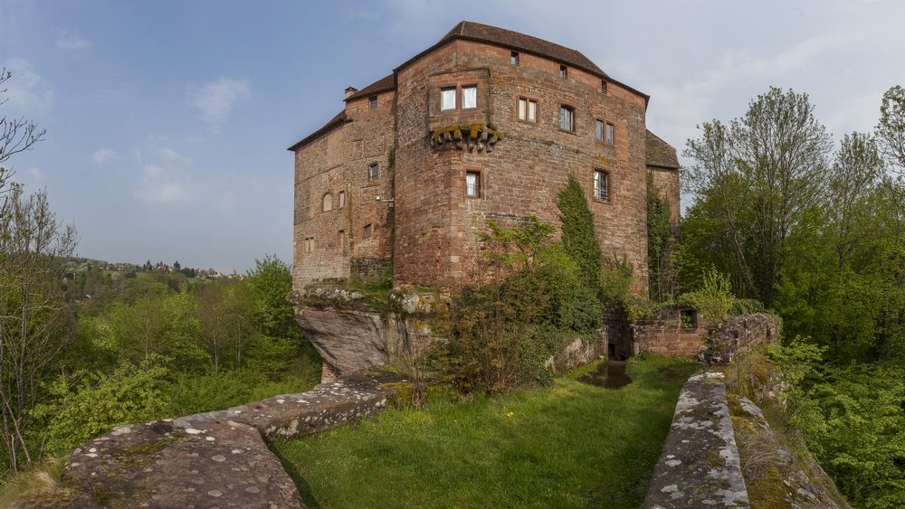 Château de La Petite-Pierre — cour historique et savoir-faire des Vosges du Nord — Patrimoine — La Petite-Pierre