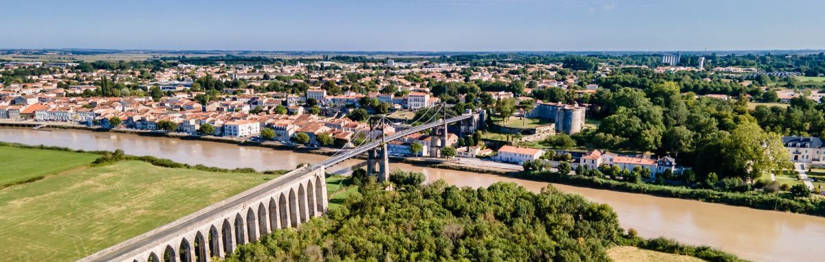 Pont Suspendu de Tonnay-Charente — Patrimoine — Tonnay-Charente