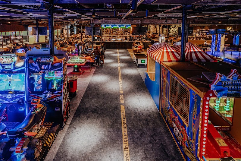 Hall U Need Carré Sénart - plus de 100 jeux d’arcade - Salles d’arcade & parcs de jeux indoor - Lieusaint