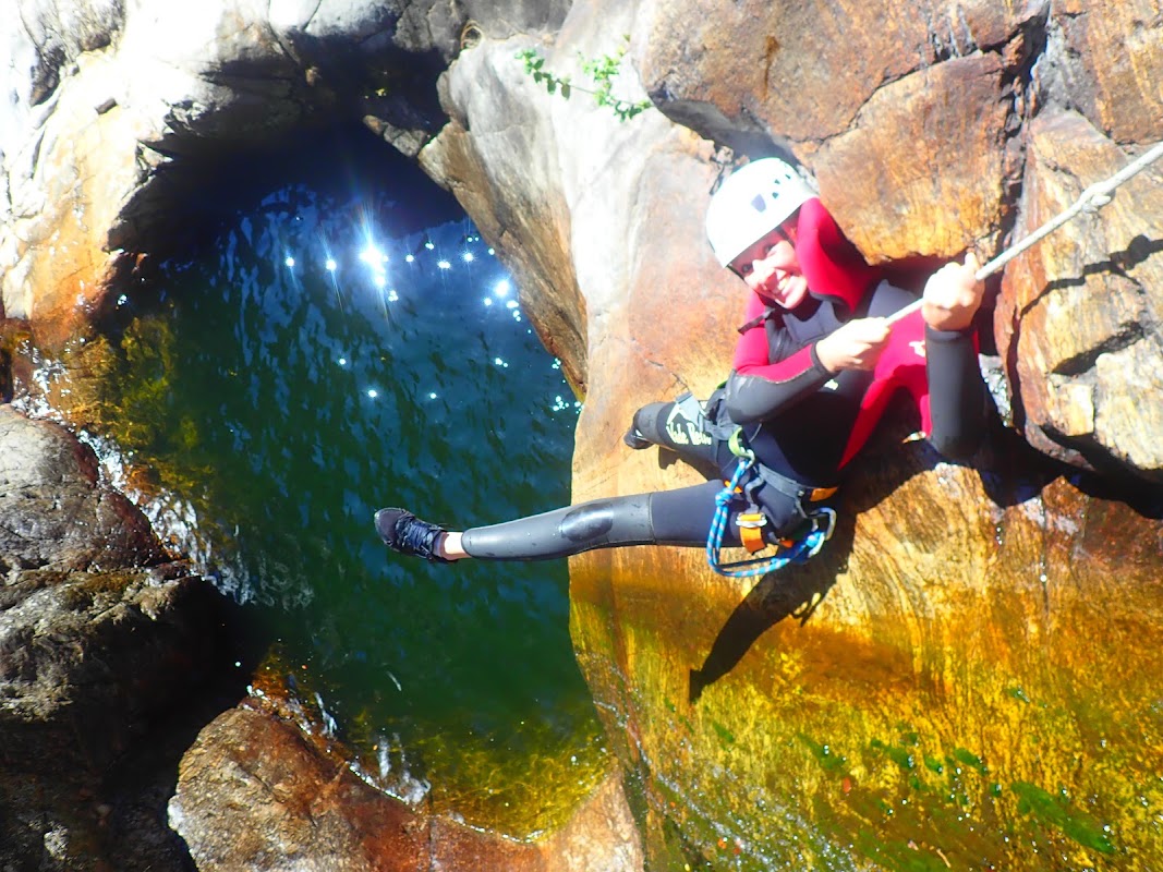 Terre Liquide / Canyoning