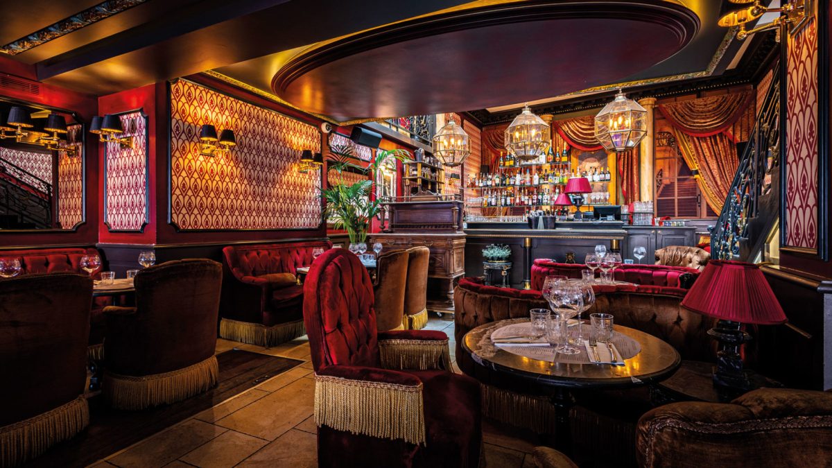Speakeasy – Brasserie Napoléon III face aux Halles de Dijon — Restaurants insolites — Dijon