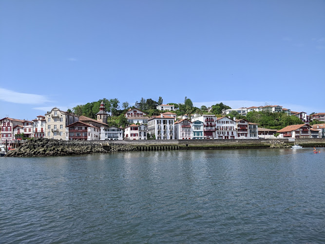 Ab's Boats Plaisance : Balade Excursion bateau de Biarritz à Hendaye, Location bateaux avec ou sans skipper à Anglet — Balade en bateau — Anglet