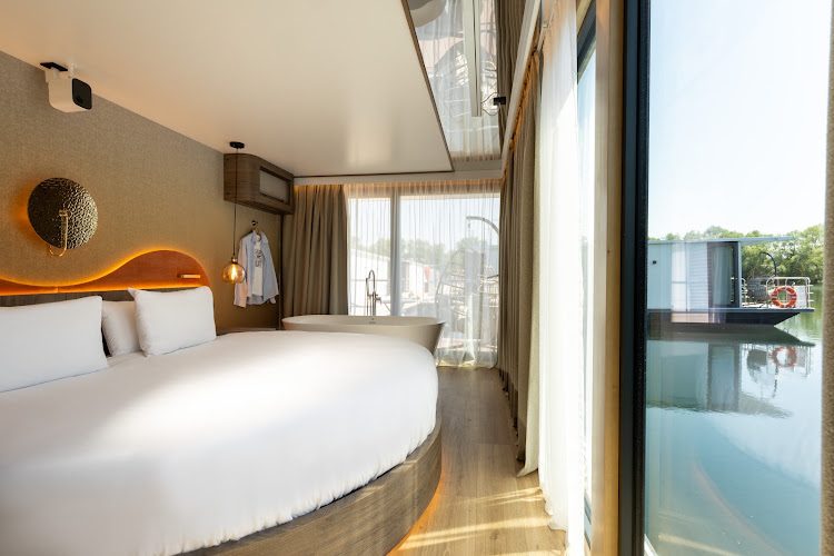 L'Escale Royale Torcy - suites flottantes au lac de Vaires-Torcy - Hébergements flottants - Torcy