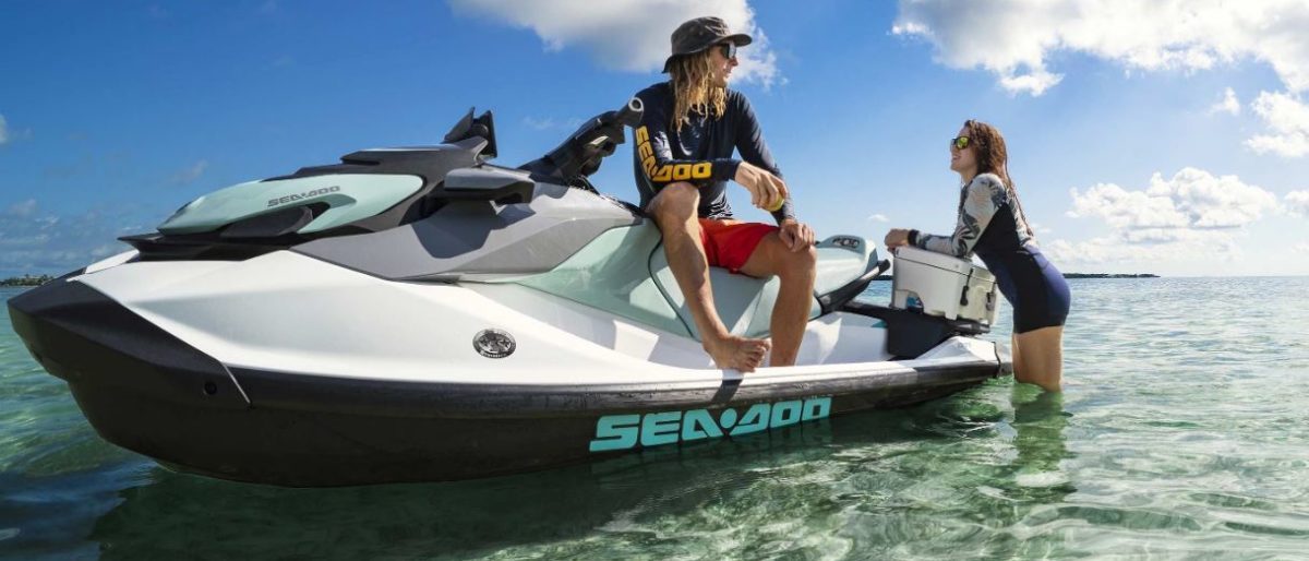 Jetski-aventure / Bateau école — Randonnée jet ski — Saint-Mitre-les-Remparts