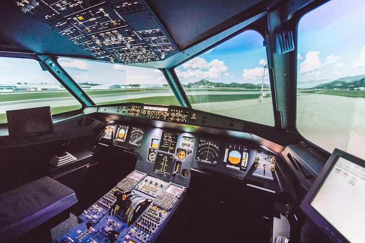 AviaSim Lille - Simulateurs de vol — Lesquin