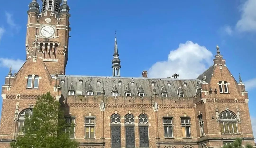 Beffroi de l'Hôtel de Ville d'Armentières - Patrimoine - Armentières