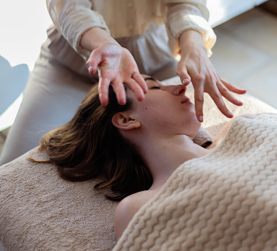 Aigo Facialiste - Kobido, Massages visage - Asnières-sur-Seine Bois Colombes Paris