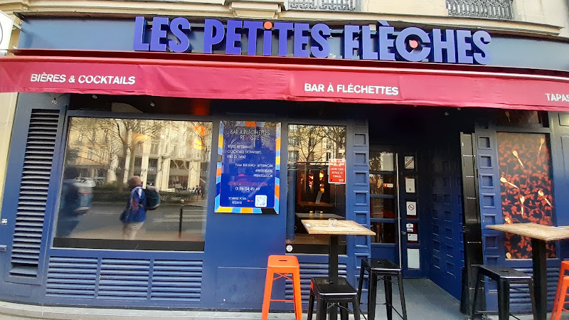 Les Petites Flèches Pigalle — Paris