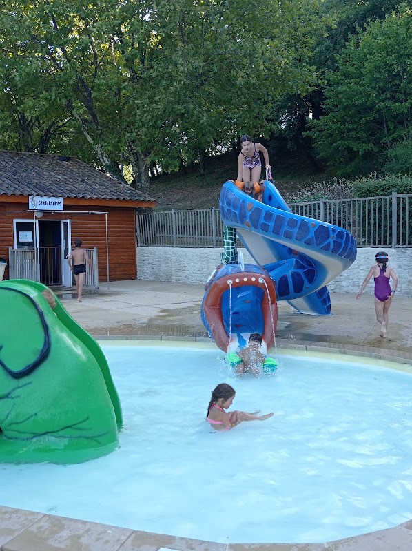 Crazy Park - Piscine du bas du domaine d'Imbours